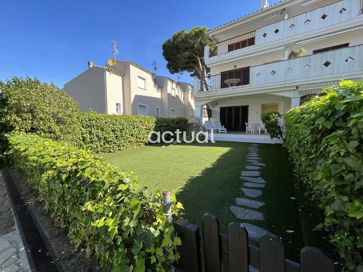 Residencial S'Agaro Bajos Dcha Apartment Spain